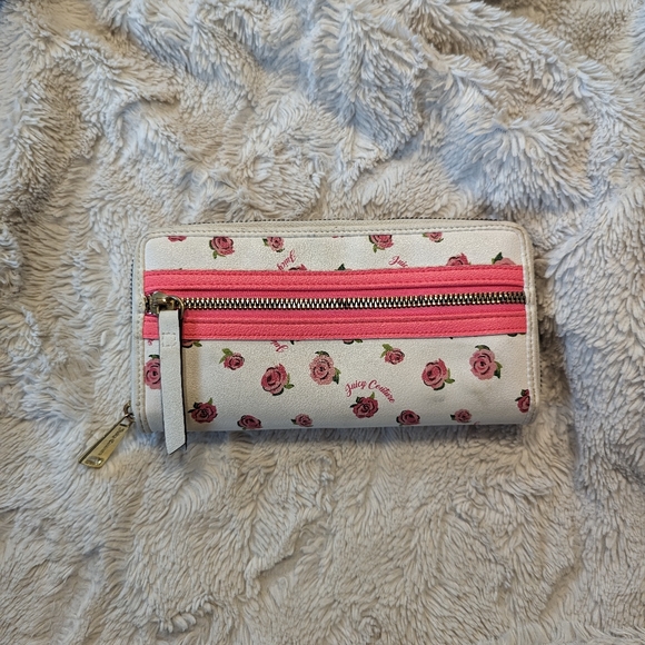 Juicy Couture wallet - Picture 2 of 8
